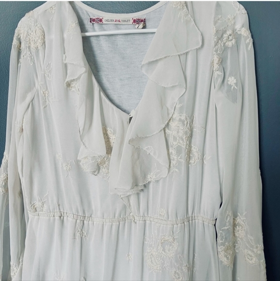 Chelsea & Violet Boho White and Ivory Floral Embroidered Slip On Dress Small - Picture 3 of 10